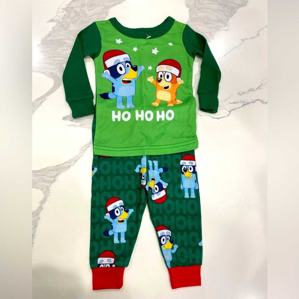 NEW Bluey 12M Christmas Pajamas